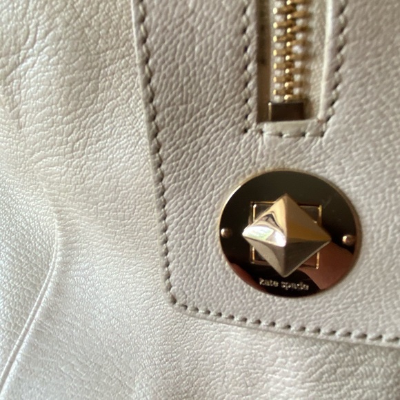 SALE 🔴 Kate Spade Satchel - Picture 5 of 10